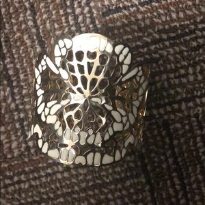 ‼️make me an offer‼️ create a bundle for this cuff